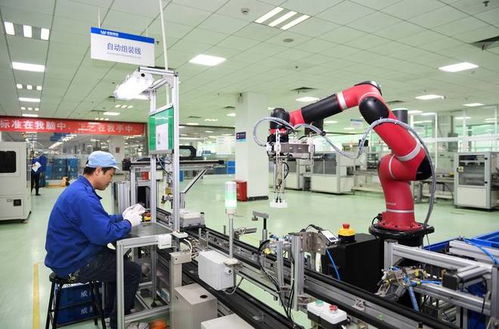 富士康工厂大搬迁，10万员工的失业危机与信息技术咨询服务的前景分析